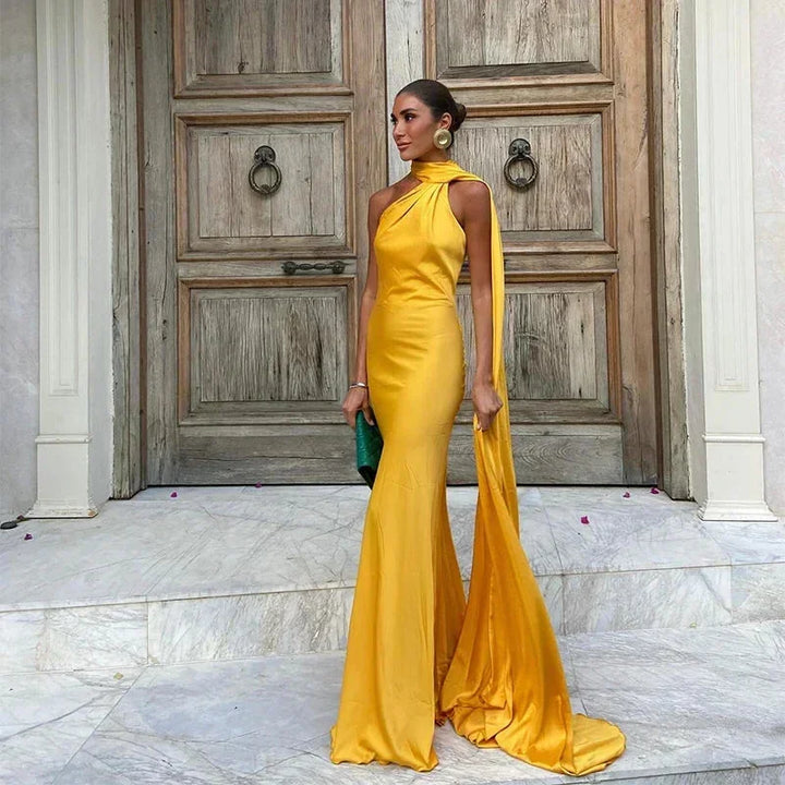 Vestido maxi de satén para mujer con un solo hombro y espalda descubierta