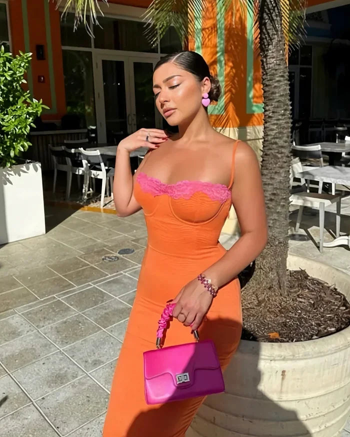 Vestido midi ajustado para mujer con encaje y espalda descubierta