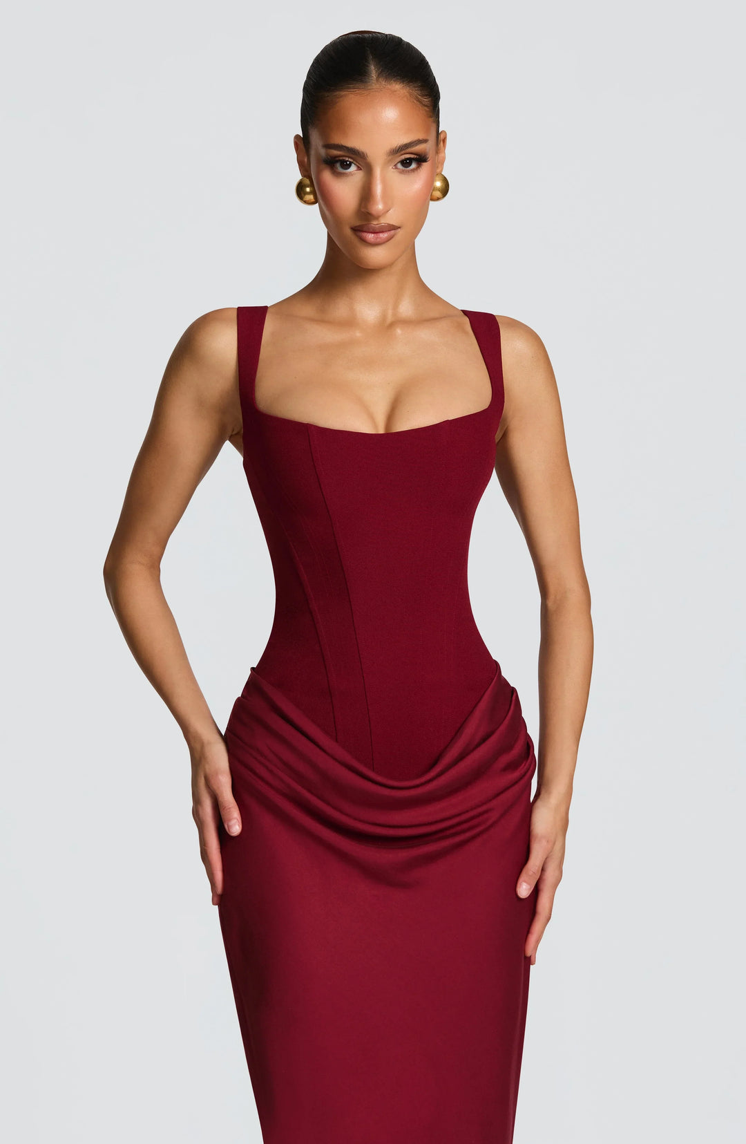 Noa | Vestido largo ajustado con espalda descubierta