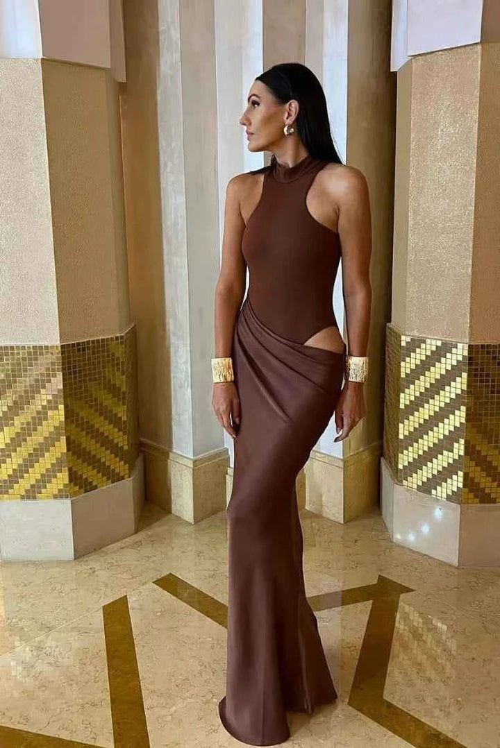 Vestido Maxí Cut-Out Sin Espalda
