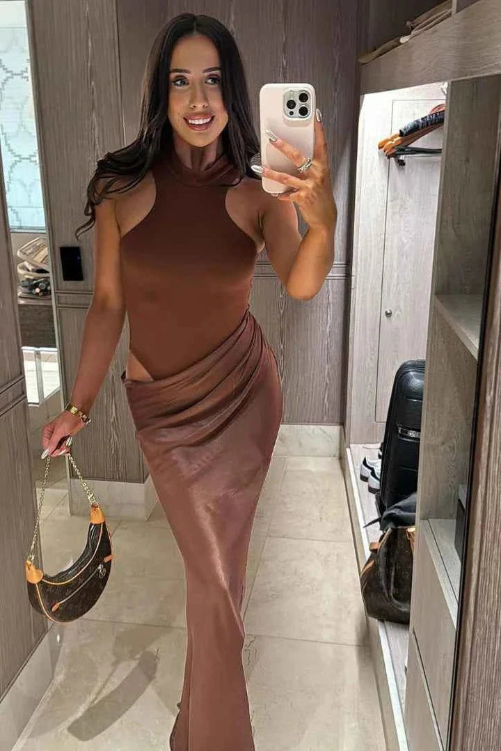 Vestido Maxí Cut-Out Sin Espalda