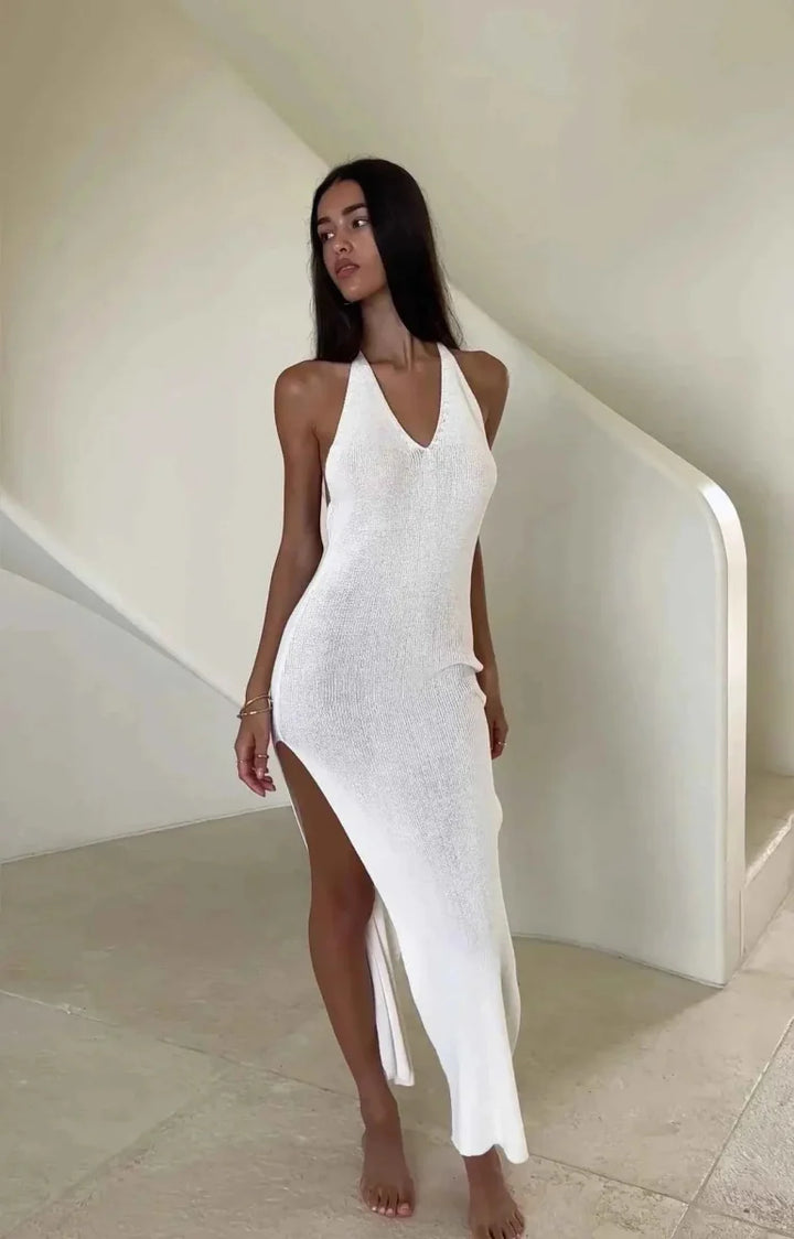 Selena – vestido maxilargo de punto sin espalda con escote profundo, alta abertura y tirantes de espagueti