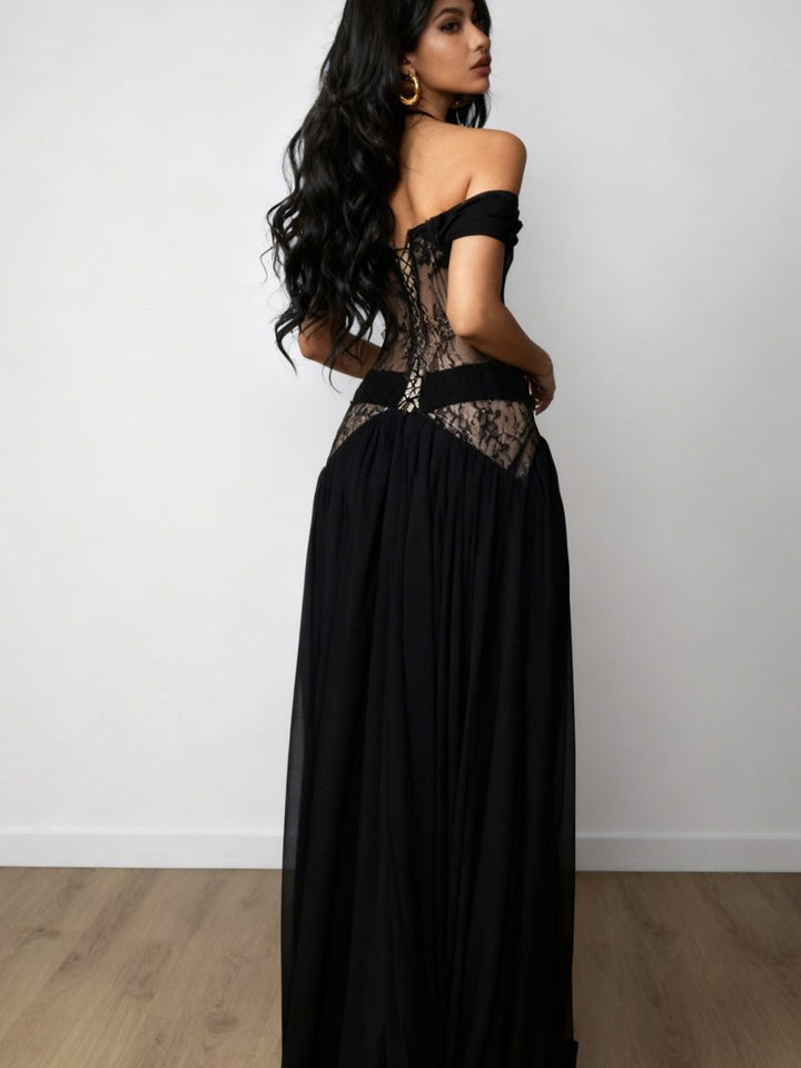 Vestido de verano largo negro sin hombros con abertura