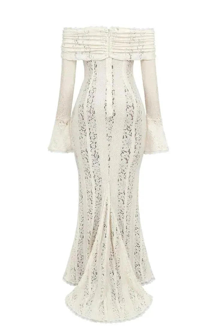 Vestido Maxi de Encaje con Fruncidos