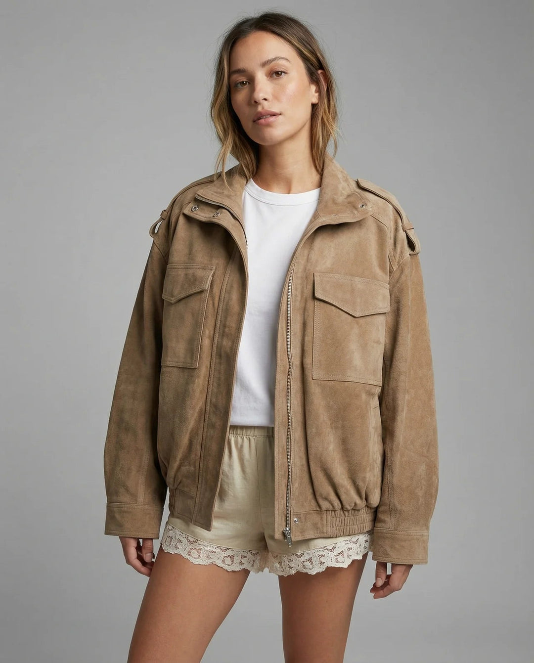 Chaqueta bomber de señora con mangas largas y bolsillos